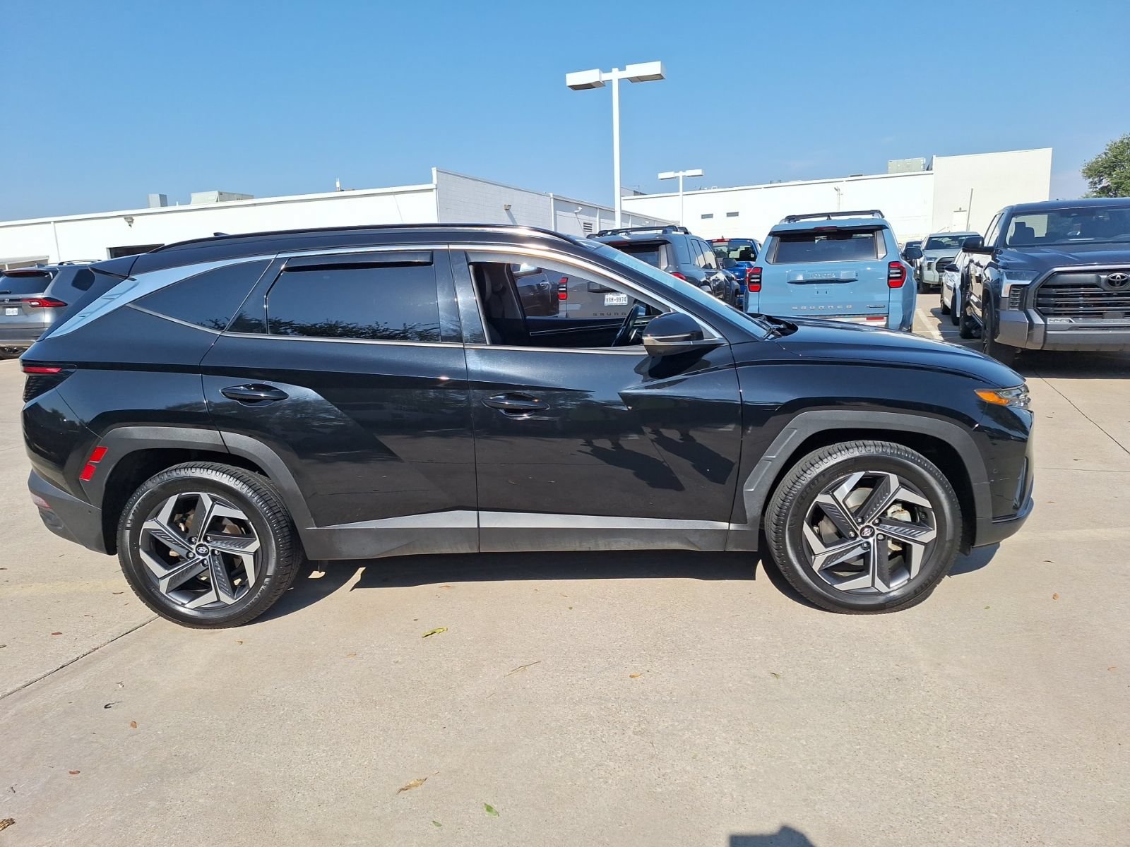 Used 2023 Hyundai Tucson Limited AWD/4WD image 7