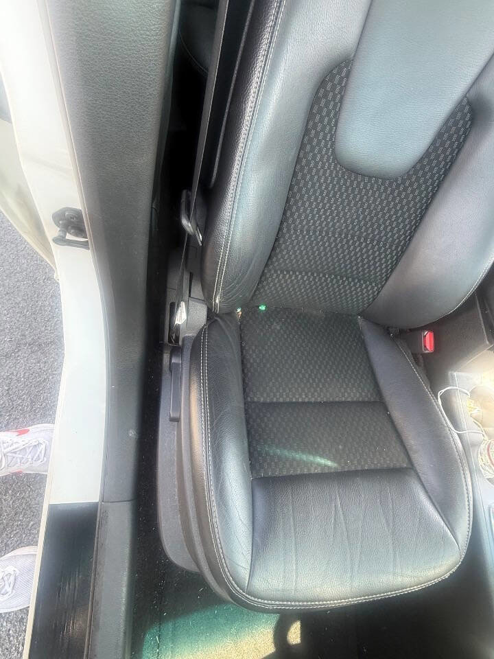 Used 2009 Ford Fusion SE FWD image 11