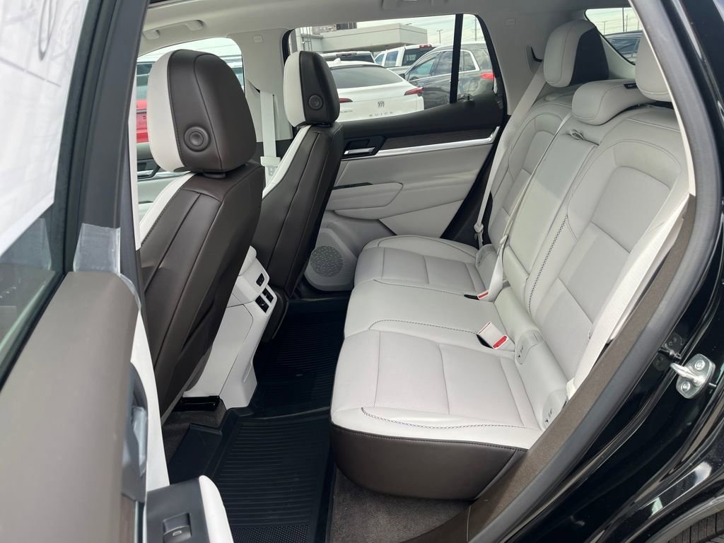 New 2026 GMC Terrain Denali w/ LPO, Floor Liner Package image 28