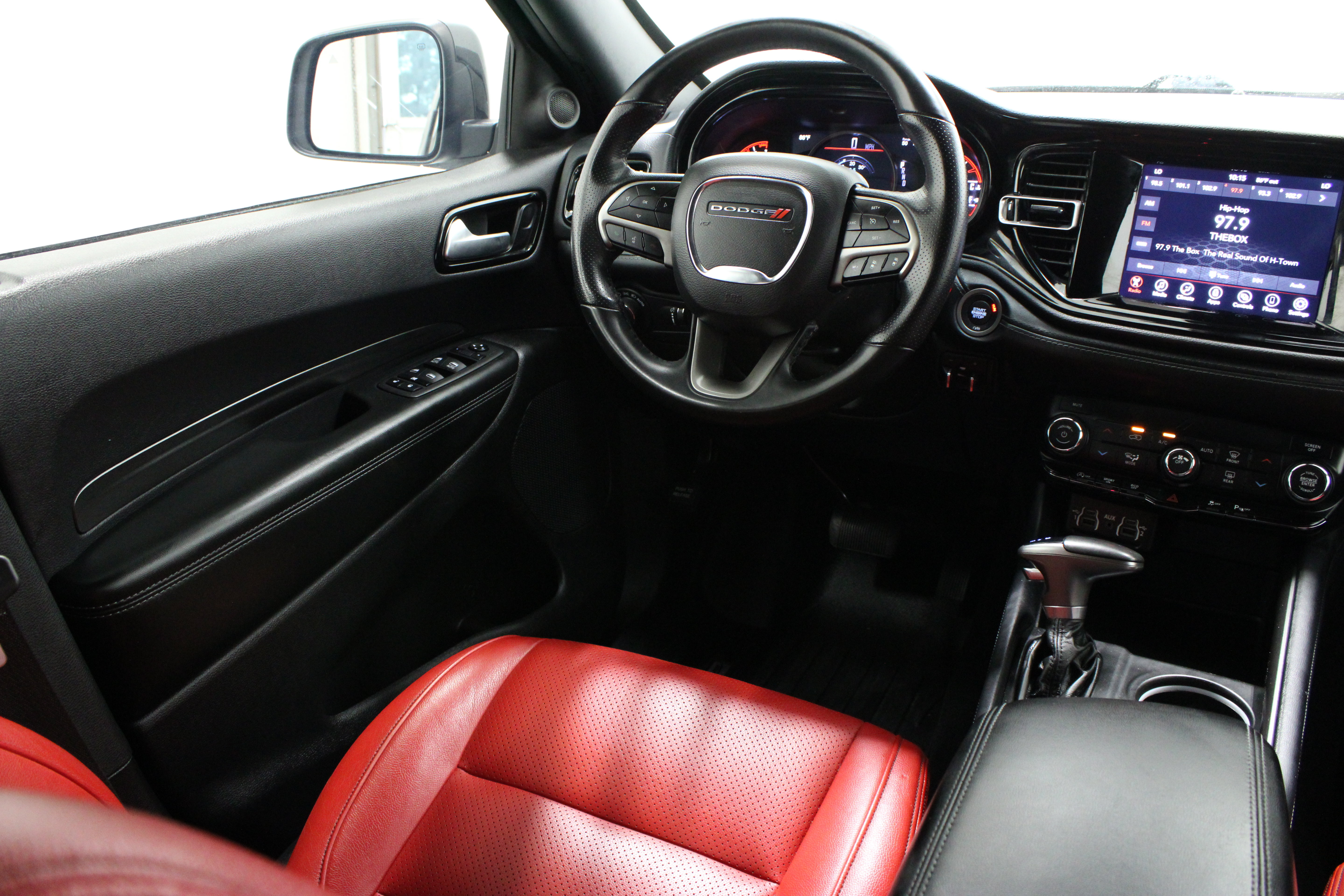 Used 2023 Dodge Durango SXT Launch Edition RWD image 31