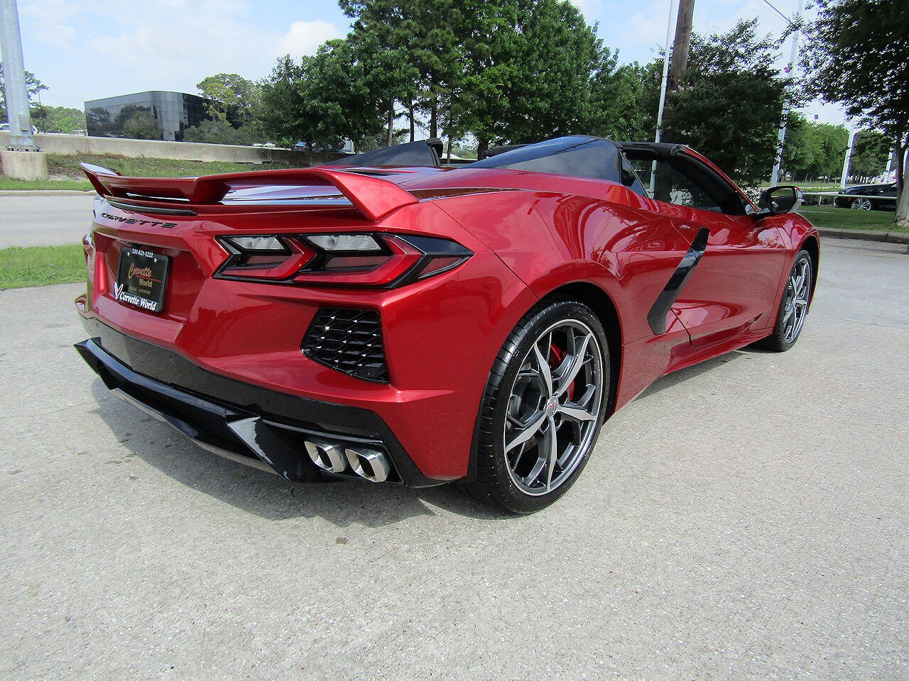 Used 2021 Chevrolet Corvette Stingray Premium Conv w/ Z51 Performance Package RWD image 5