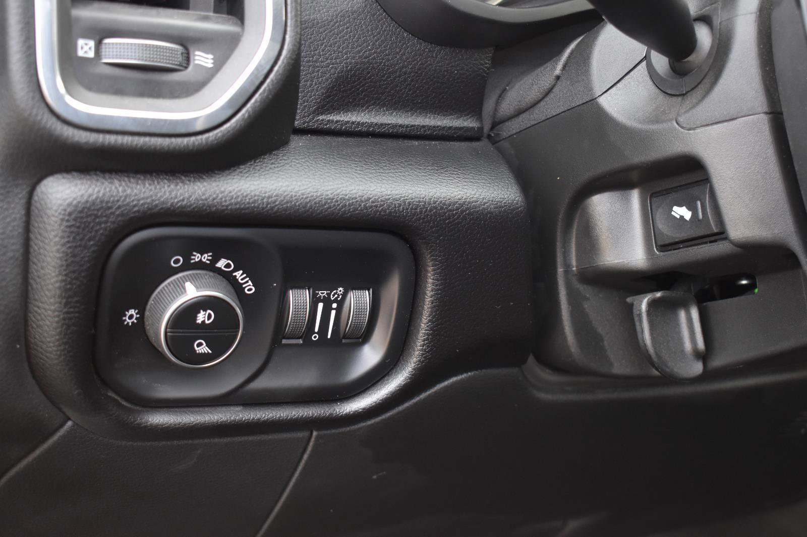 Used 2024 RAM 2500 Laramie w/ Safety Group image 25