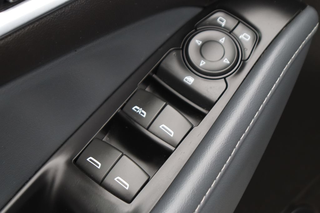 Used 2024 Buick Enclave Essence w/ Sport Touring Edition FWD image 19