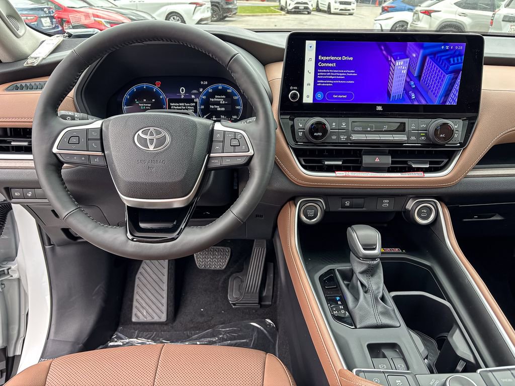 New 2026 Toyota Grand Highlander Platinum image 17