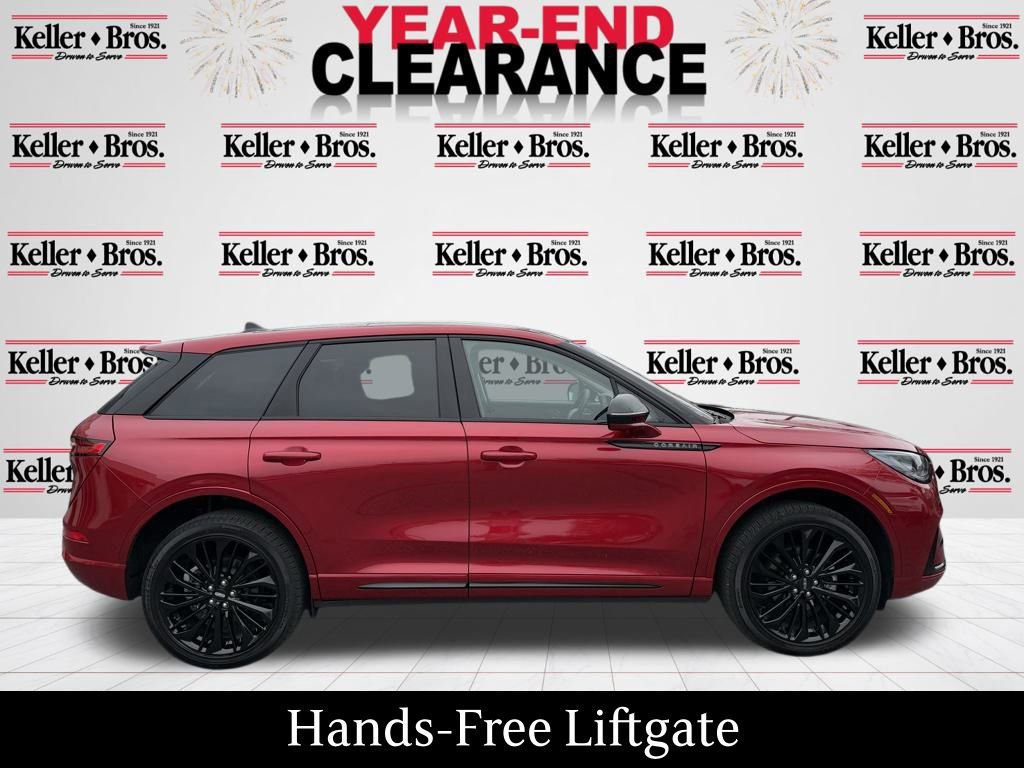 Used 2024 Lincoln Corsair AWD w/ Equipment Group 101A image 8