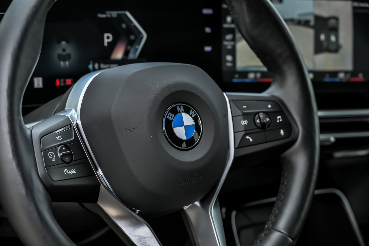 Used 2025 BMW X1 xDrive28i AWD/4WD image 36