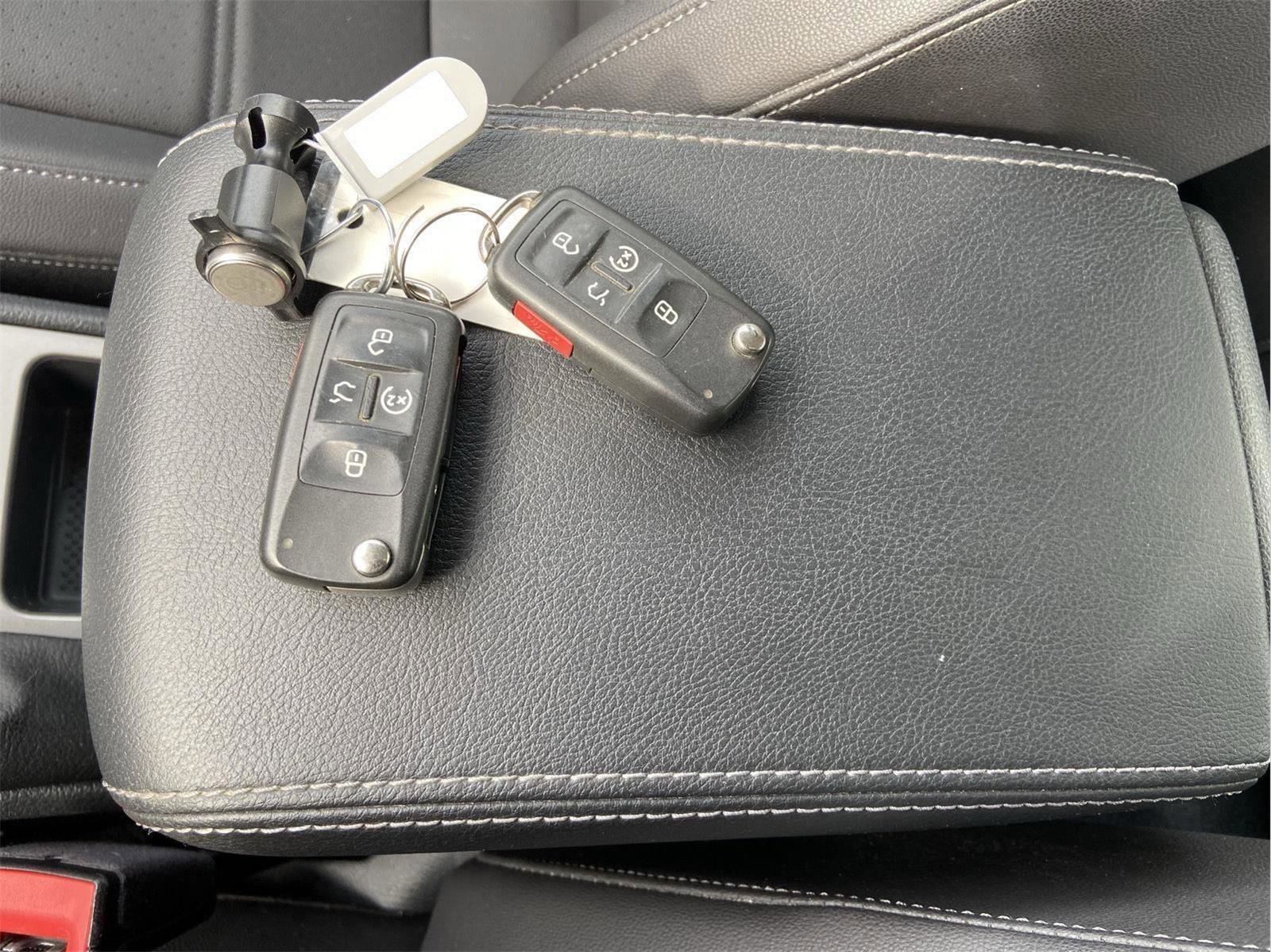 Used 2020 Volkswagen Passat 2.0T SE image 33