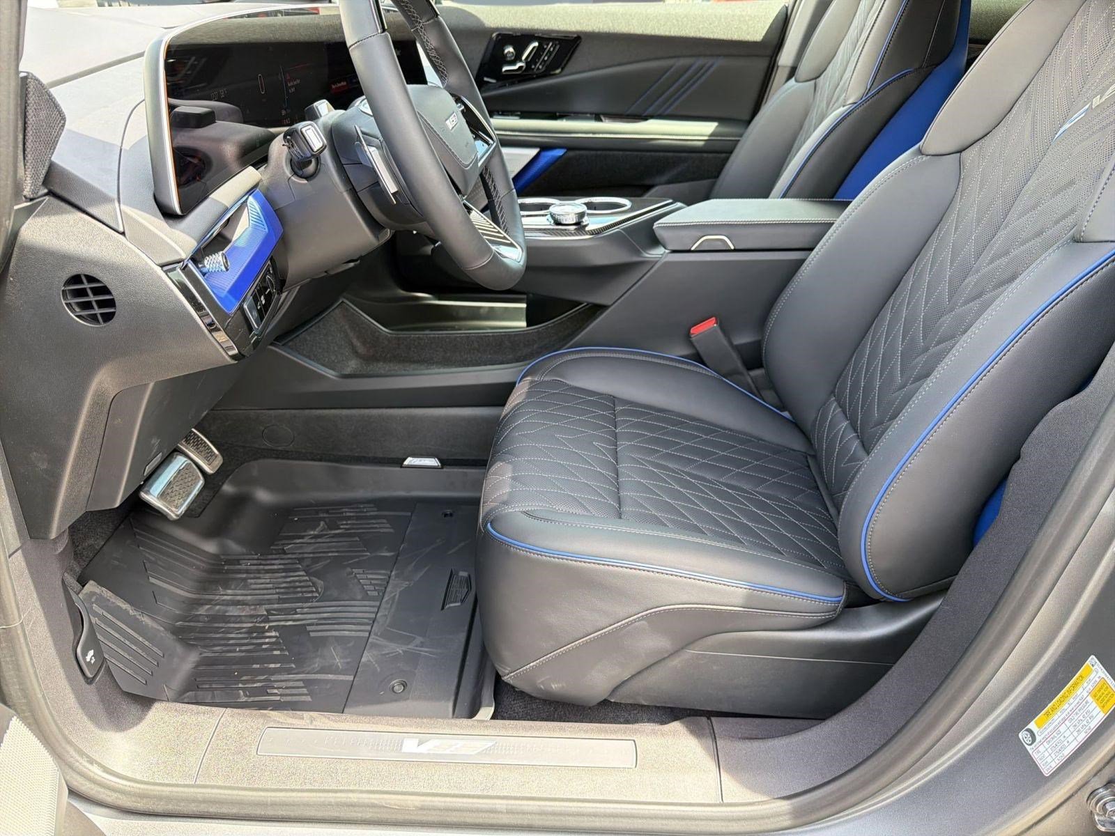 New 2026 Cadillac Optiq V AWD/4WD image 4