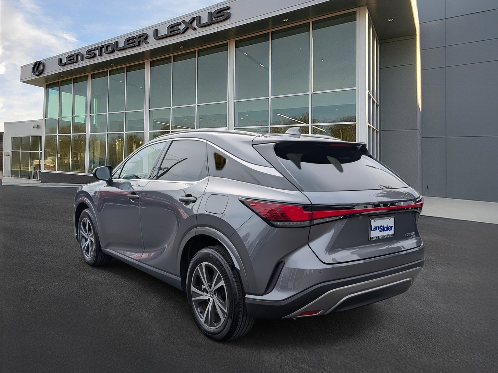Used 2023 Lexus RX 350 Premium w/ Cold Area Package image 5