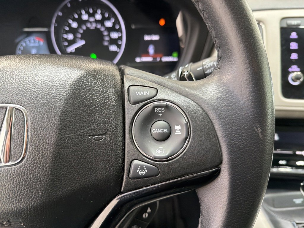 Used 2019 Honda HR-V Touring image 18