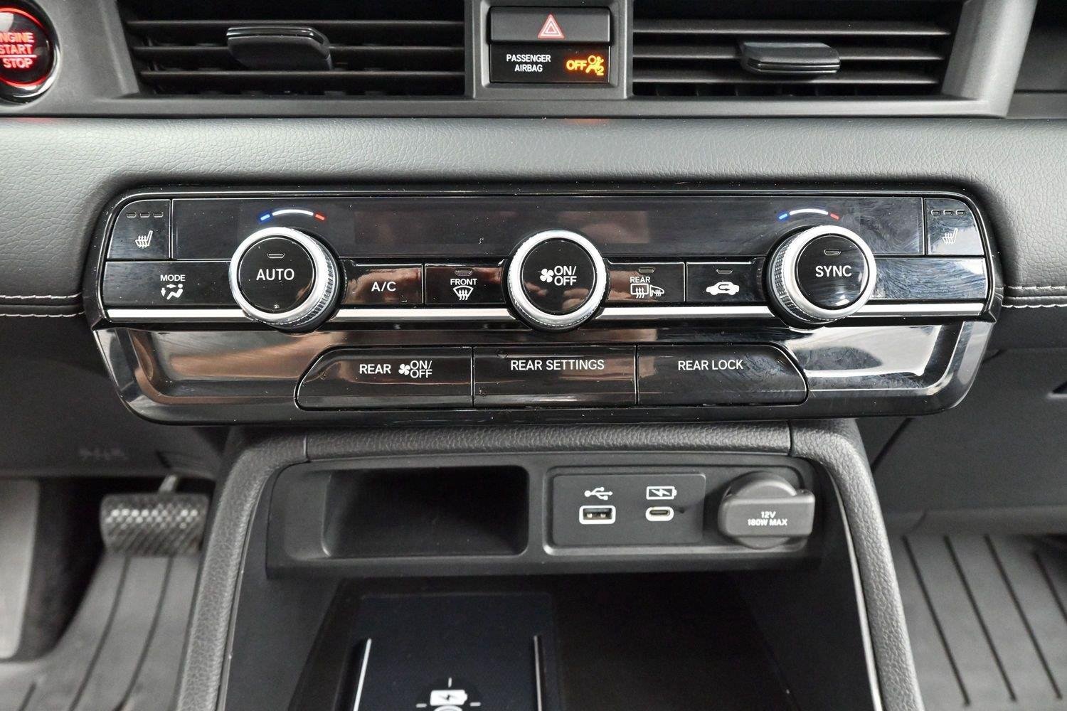 Used 2024 Honda Pilot Touring image 25