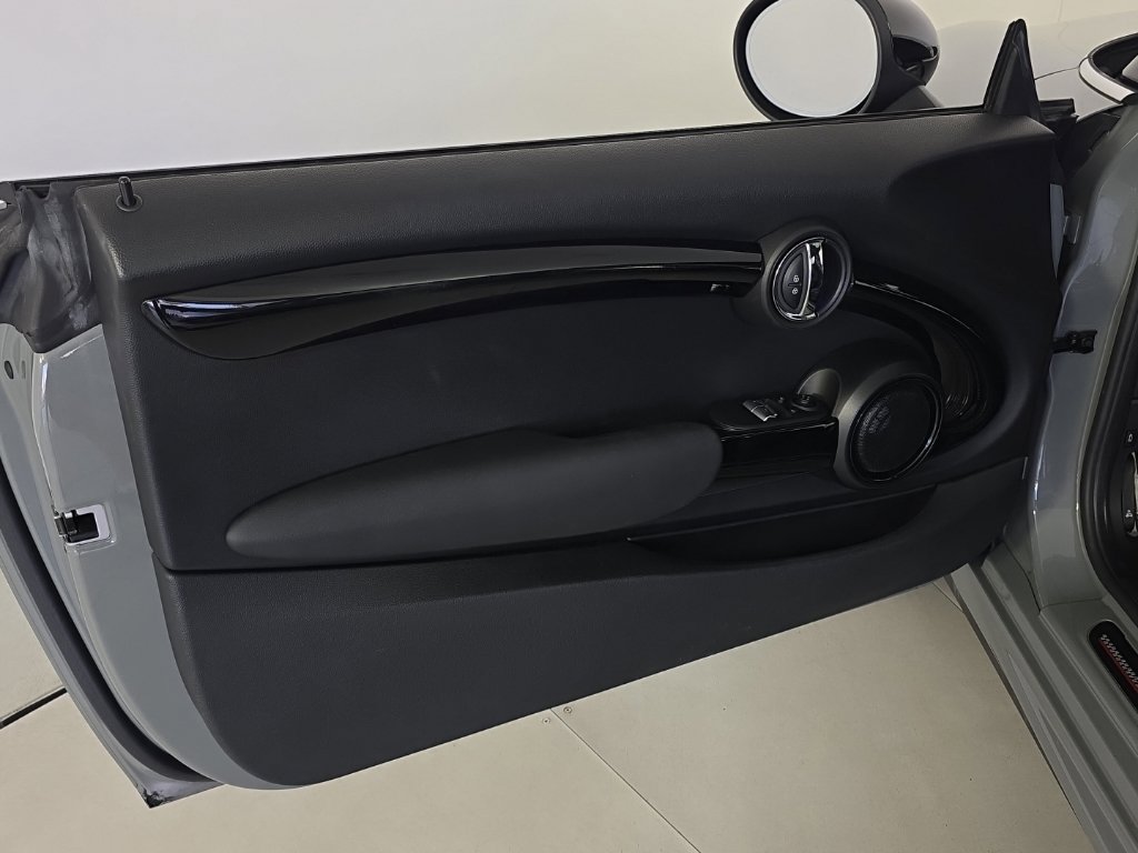 Used 2017 MINI Cooper John Cooper Works FWD image 11
