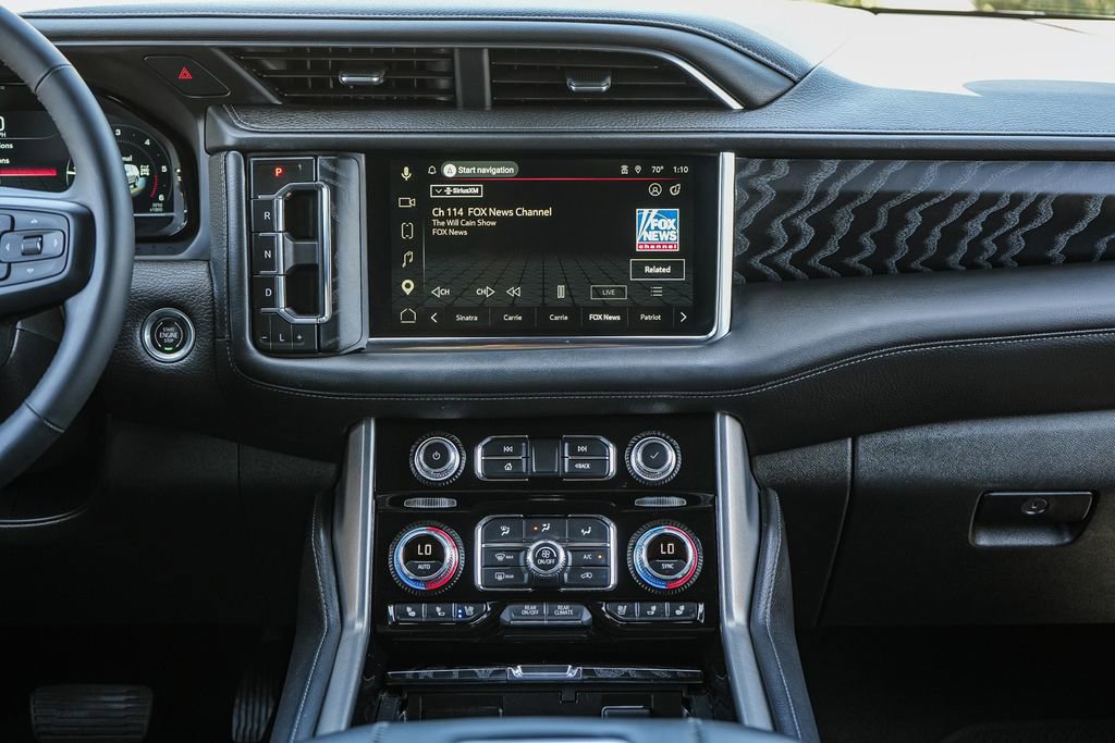 Used 2023 GMC Yukon Denali AWD/4WD image 13