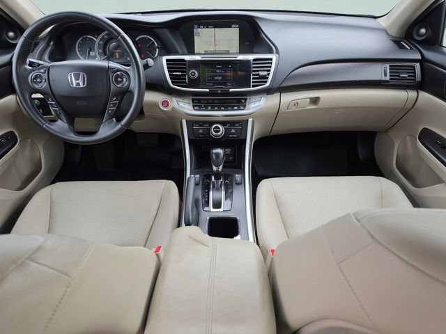 Used 2013 Honda Accord Touring image 15