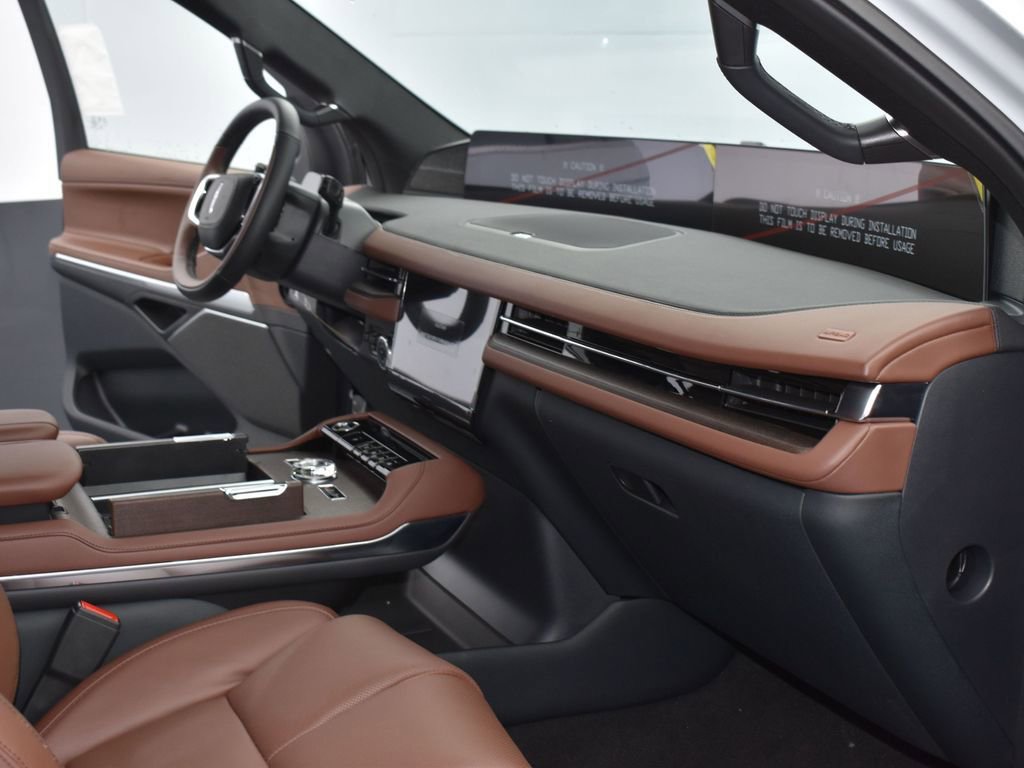 New 2026 Lincoln Navigator L Reserve AWD/4WD image 16