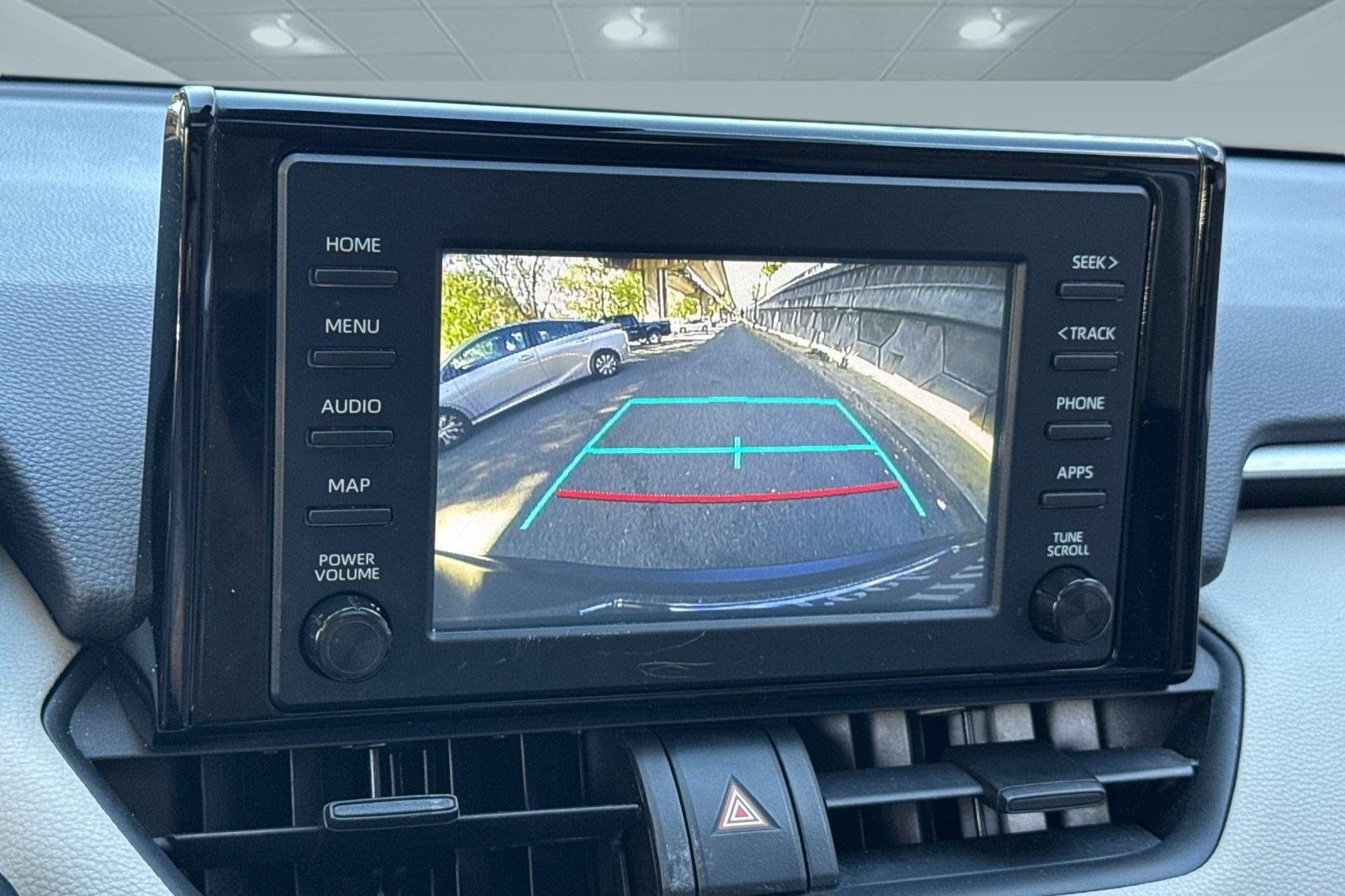 Used 2019 Toyota RAV4 XLE w/ All Weather Liner Package AWD/4WD image 20