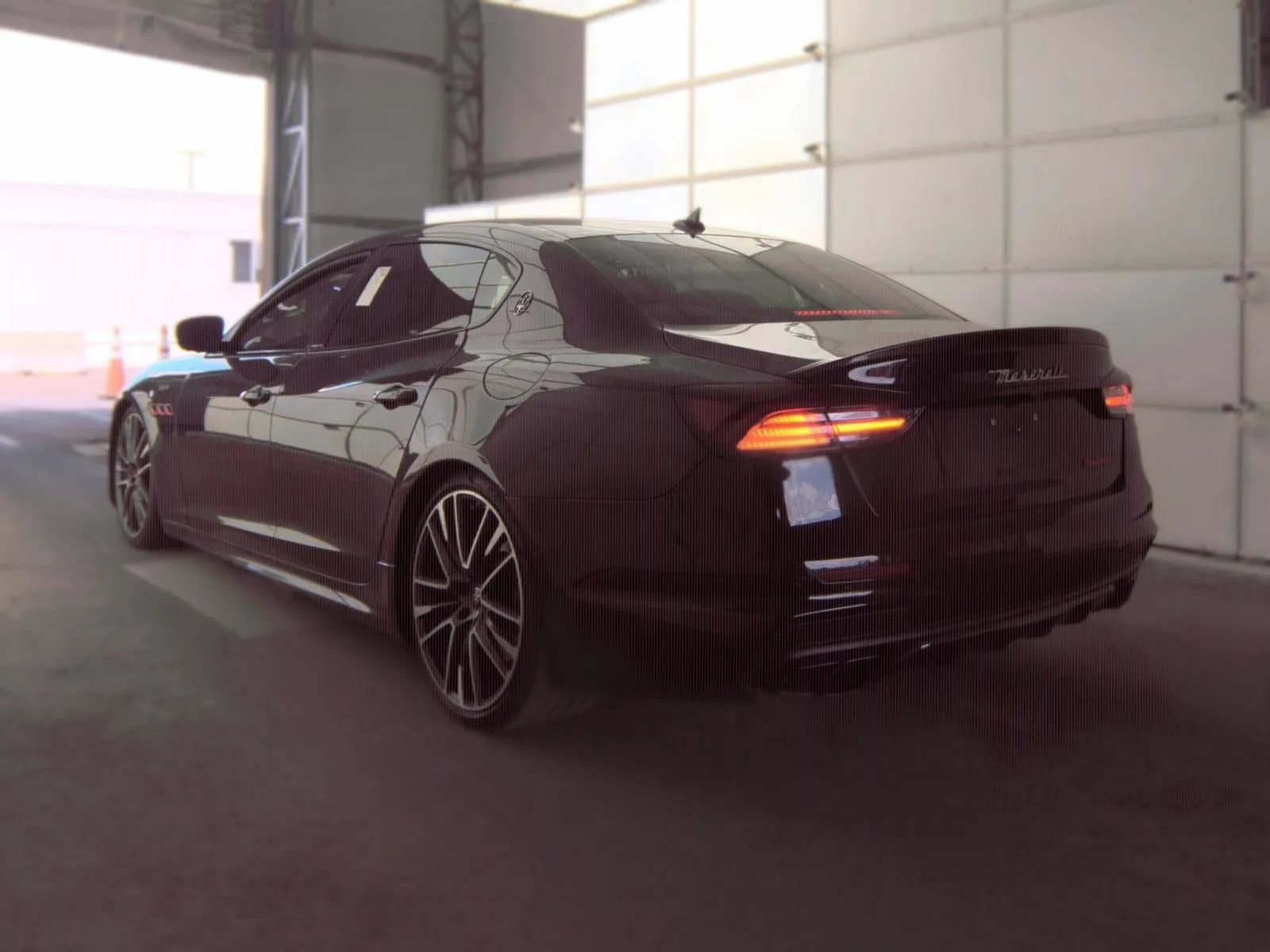 Used 2021 Maserati Quattroporte Trofeo RWD image 12