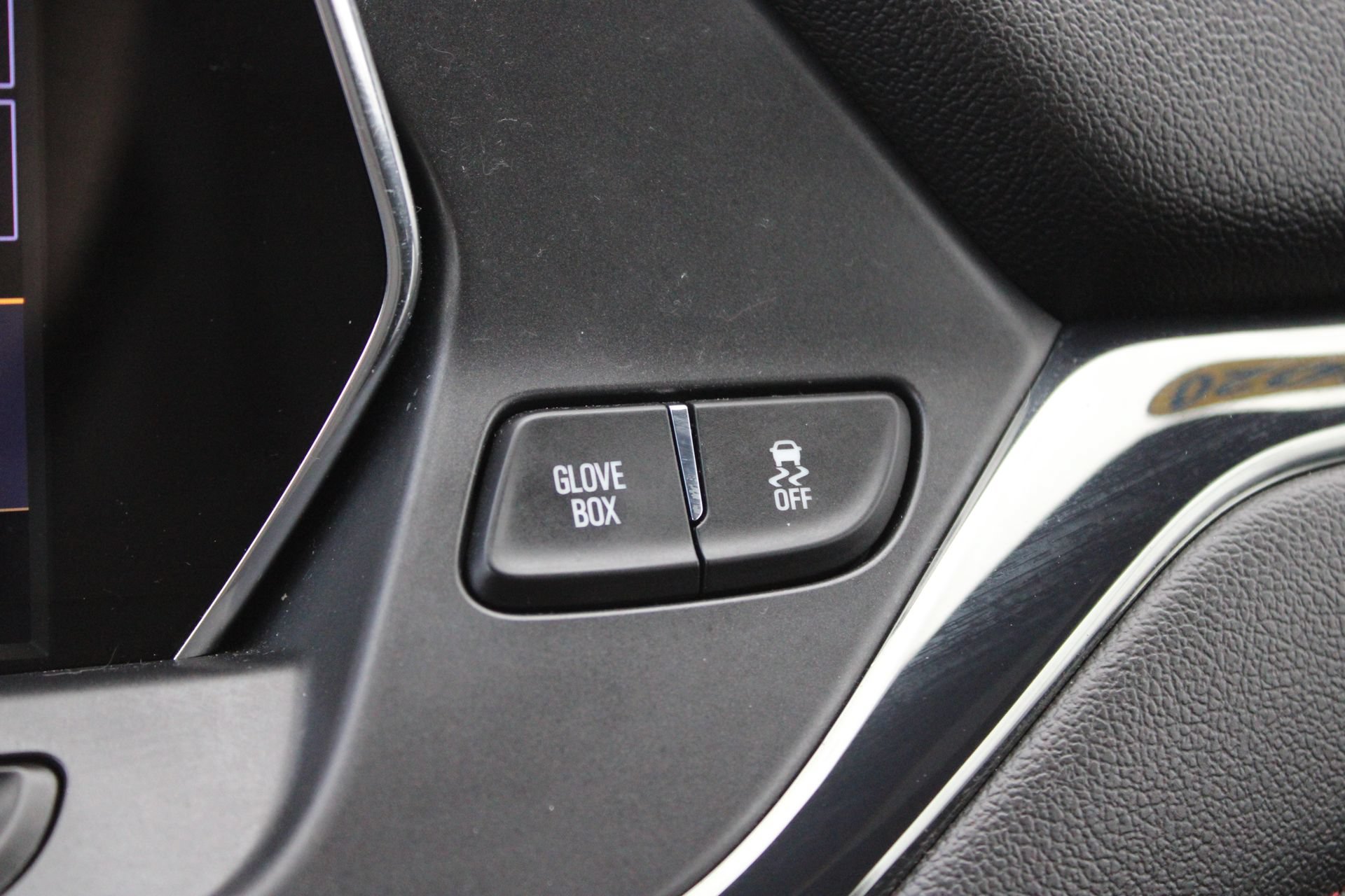 Used 2020 Chevrolet Blazer RS FWD image 34