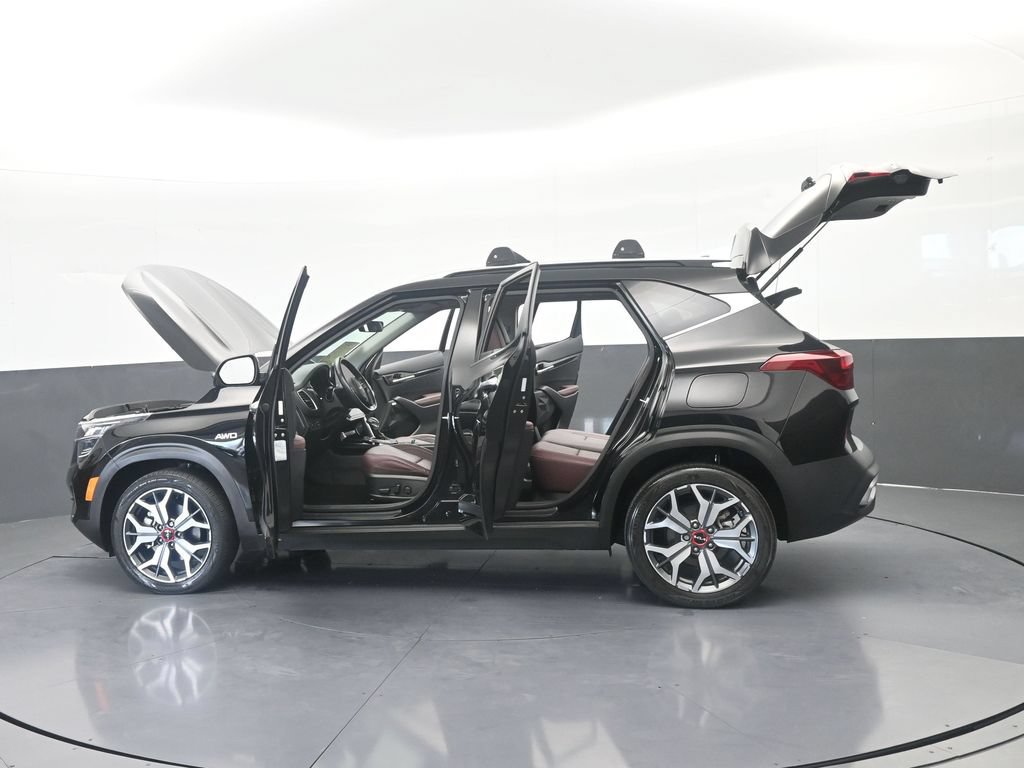 Used 2023 Kia Seltos SX w/ SX Sunroof Package AWD/4WD image 72