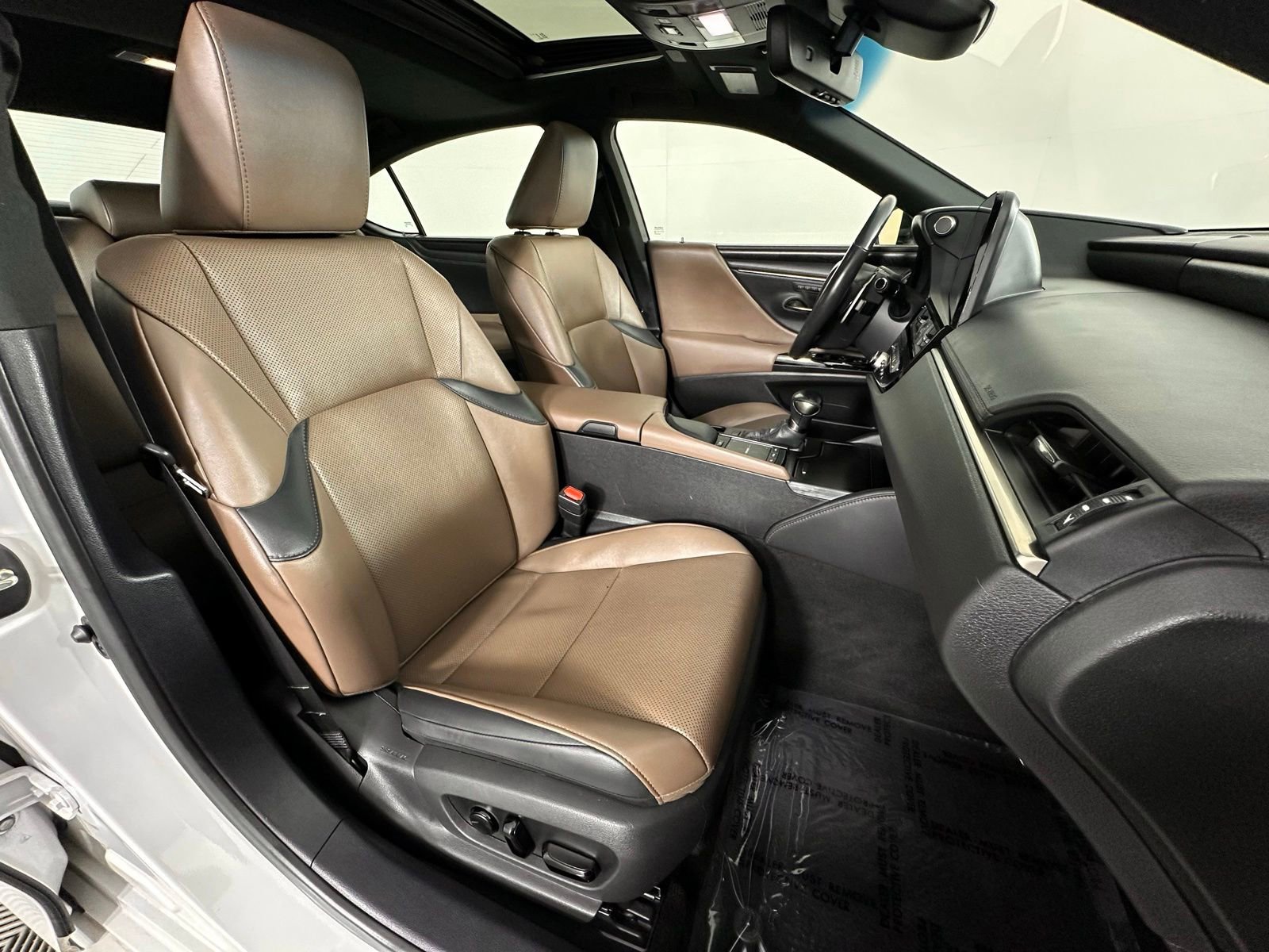 Used 2022 Lexus ES 350 w/ Premium Package FWD image 8