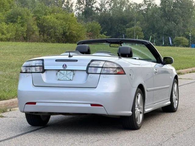 Used 2009 Saab 9-3 2.0T FWD image 12