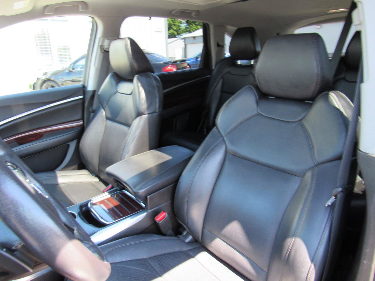 Used 2016 Acura MDX SH-AWD image 17