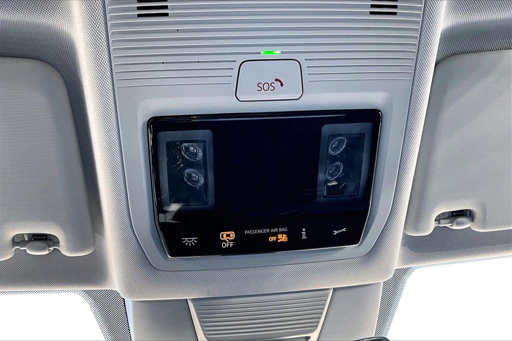 Certified 2025 Volkswagen Tiguan SE image 28