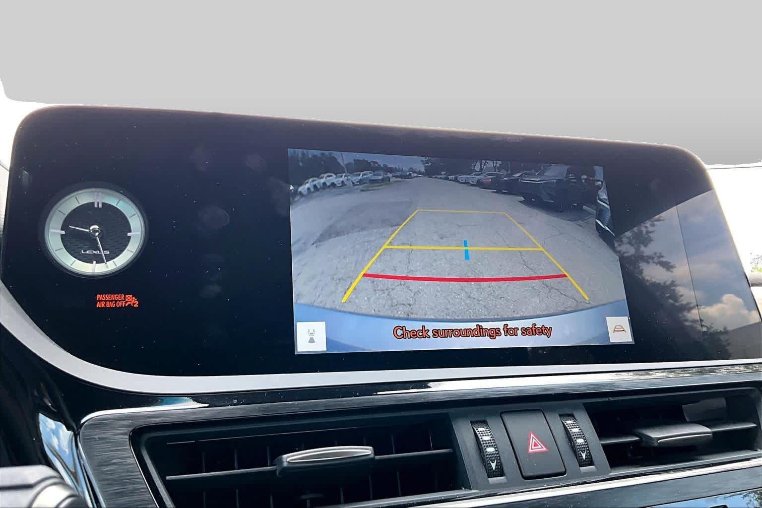 Used 2023 Lexus ES 300h F Sport FWD image 25