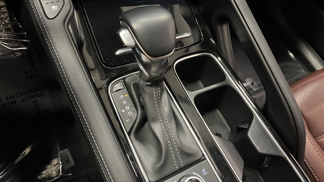 Used 2024 Kia Telluride SX Prestige AWD/4WD image 19