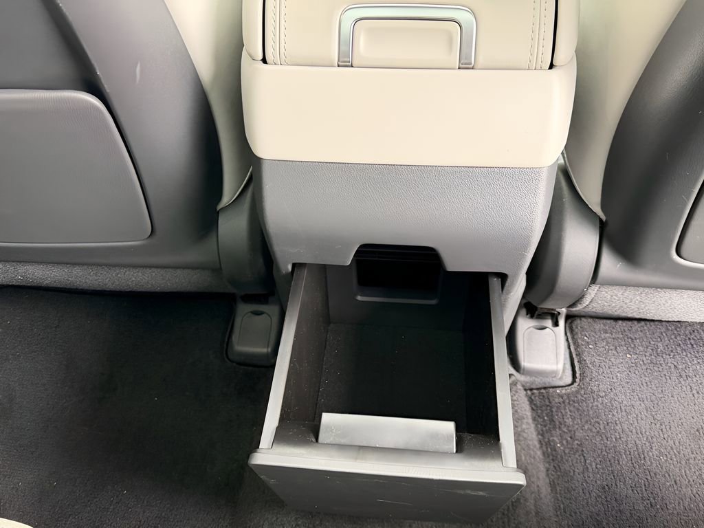 Used 2025 Hyundai Santa Fe Calligraphy image 28