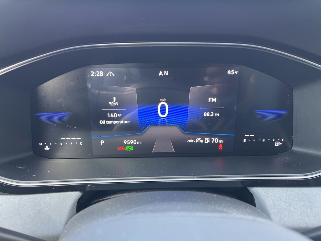 Used 2025 Volkswagen Jetta SE image 13