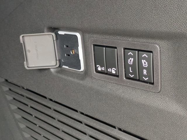 New 2026 Chevrolet Suburban RST w/ Comfort Package image 34