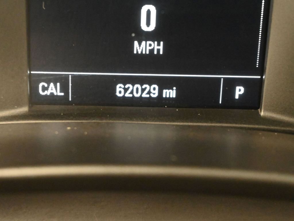 Used 2020 Chevrolet Equinox LS image 24