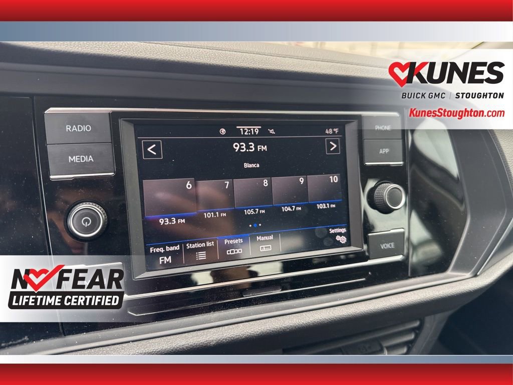 Used 2024 Volkswagen Jetta SE image 28