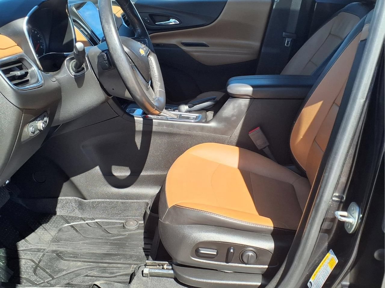 Used 2020 Chevrolet Equinox Premier AWD/4WD image 15