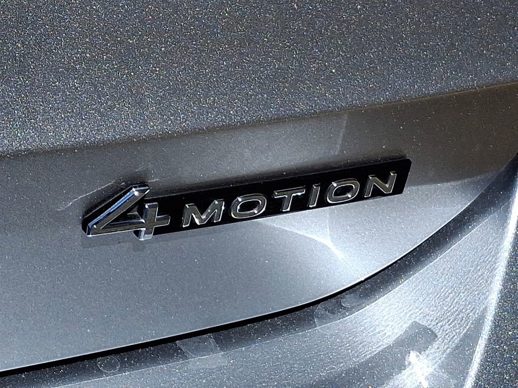 Certified 2025 Volkswagen Taos S AWD/4WD image 31