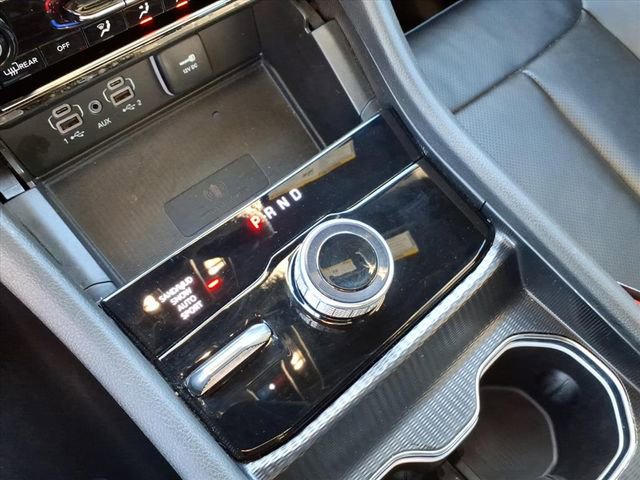 Used 2025 Jeep Grand Cherokee Limited w/ Luxury Tech Group II image 23