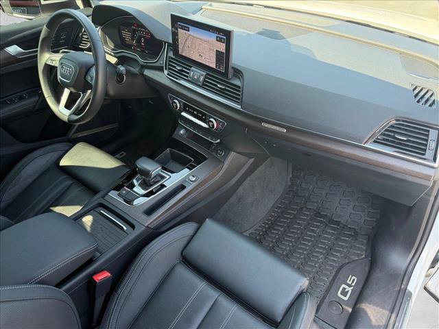 Used 2023 Audi Q5 2.0T Prestige w/ Prestige Package AWD/4WD image 24