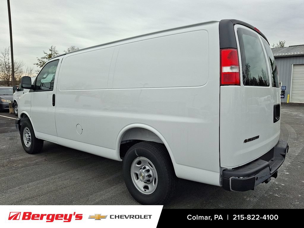 New 2025 Chevrolet Express 2500 w/ Driver Convenience Package RWD image 4