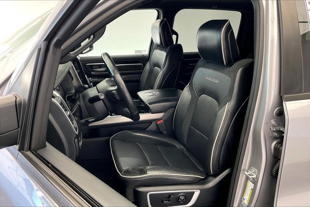 Used 2020 RAM 1500 Laramie w/ Sport Appearance Package image 17
