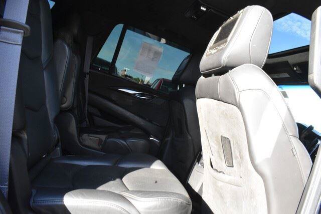 Used 2016 Cadillac Escalade Platinum AWD/4WD image 22