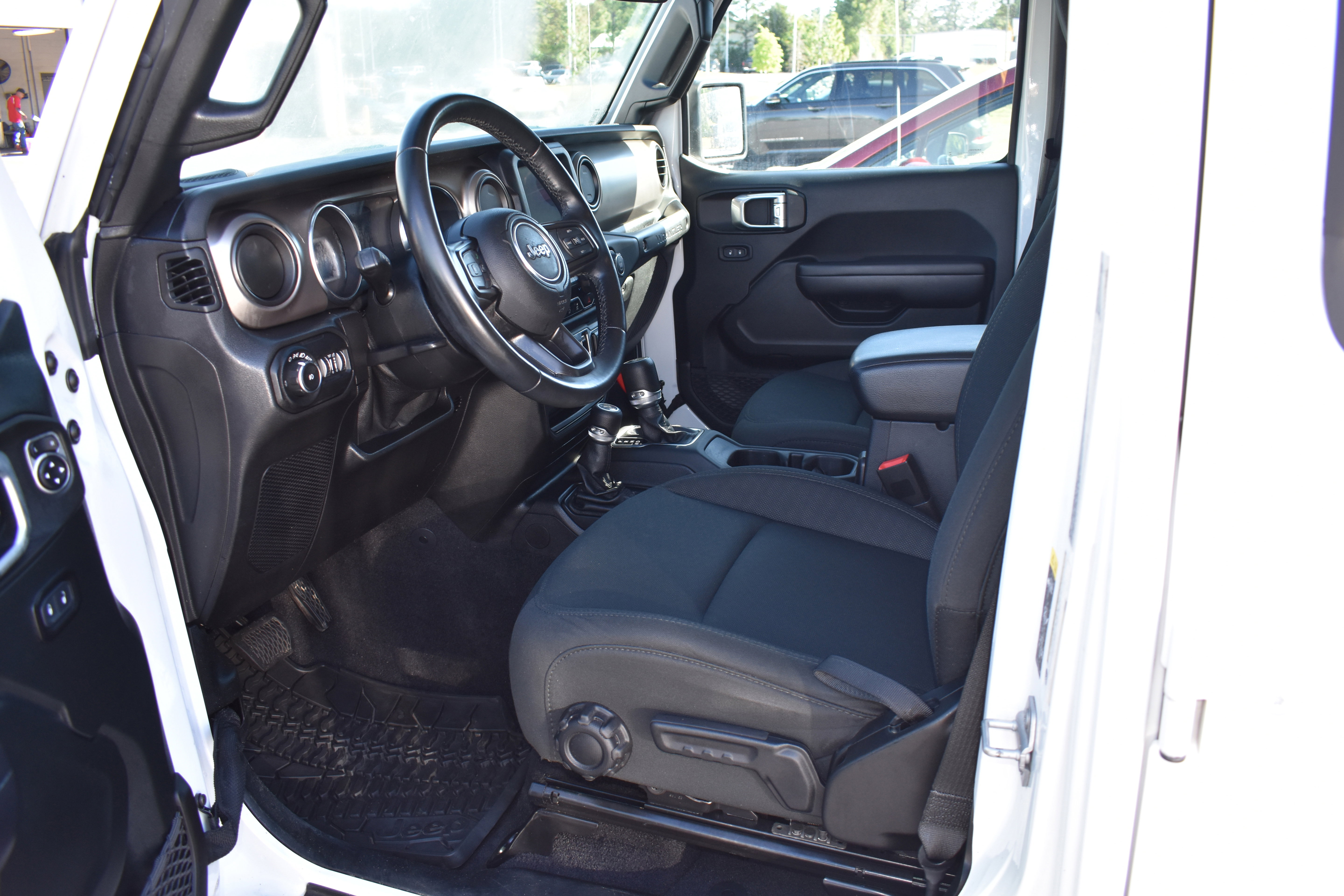 Used 2021 Jeep Wrangler Unlimited Sport AWD/4WD image 12