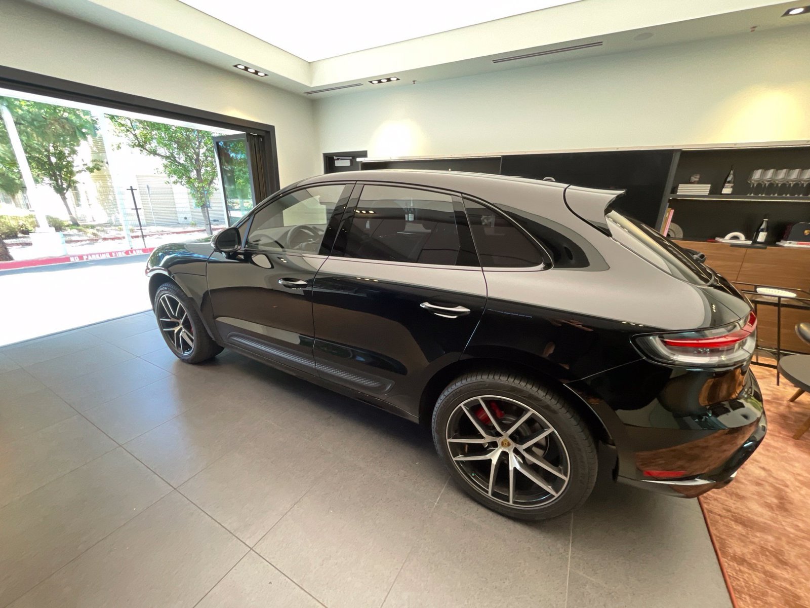 Certified 2026 Porsche Macan S AWD/4WD image 7