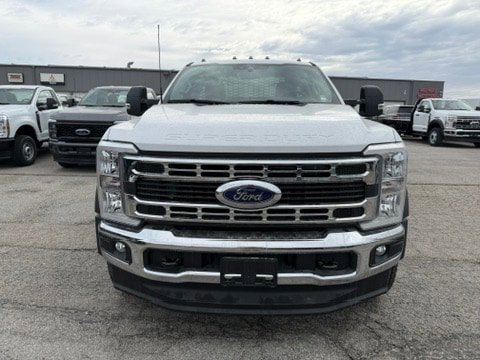 New 2025 Ford F550 4x4 Regular Cab Super Duty image 7