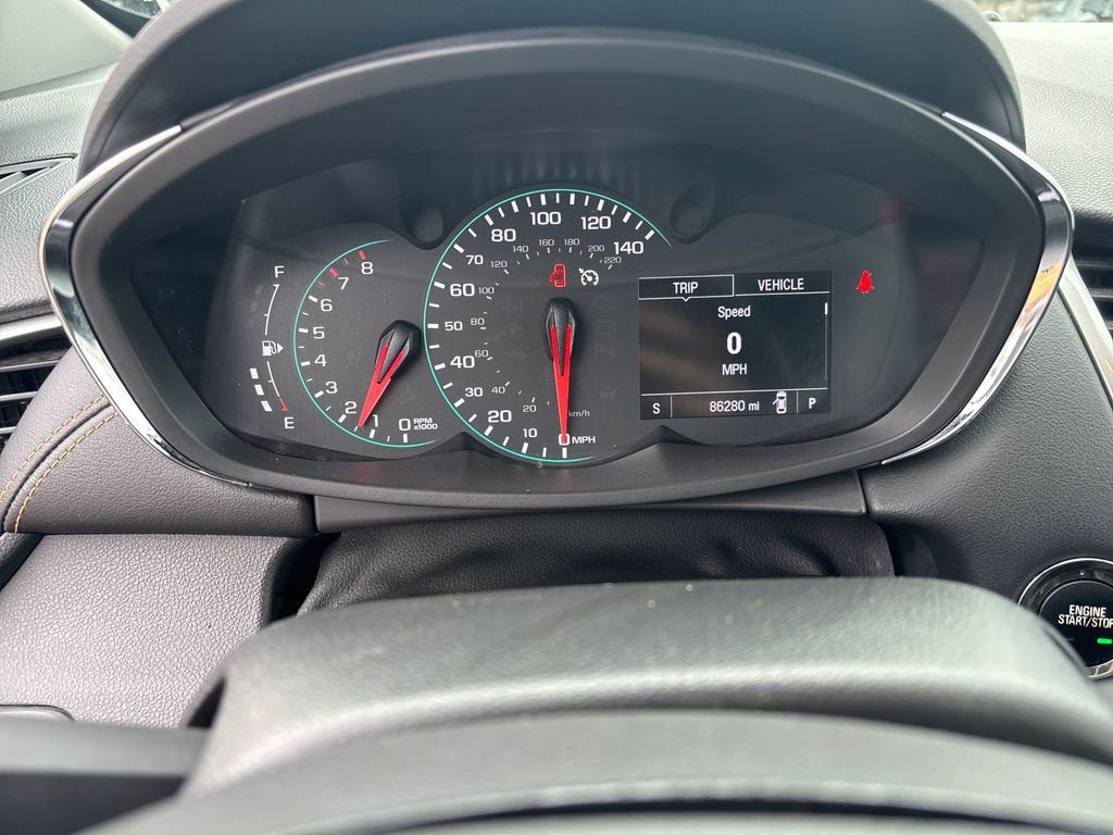 Used 2018 Chevrolet Trax LT w/ LT Convenience Package image 28