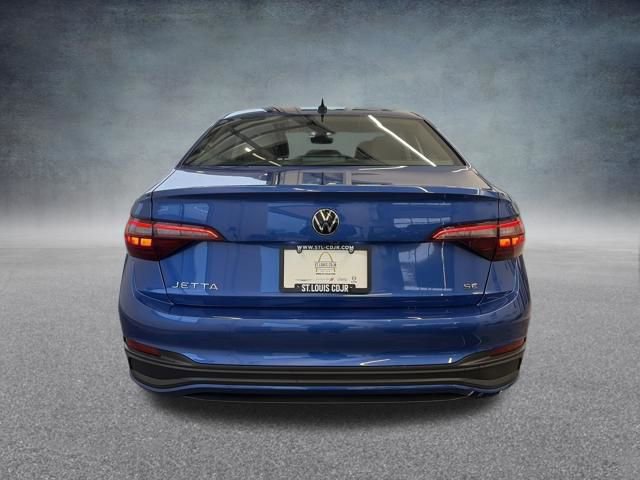 Used 2024 Volkswagen Jetta SE image 6