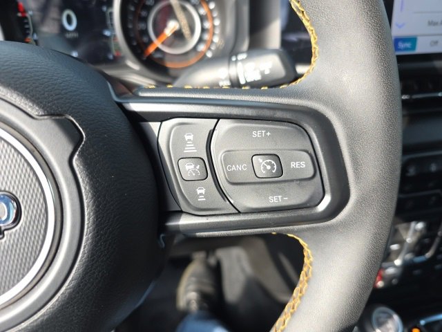 Used 2024 Jeep Wrangler Willys image 19