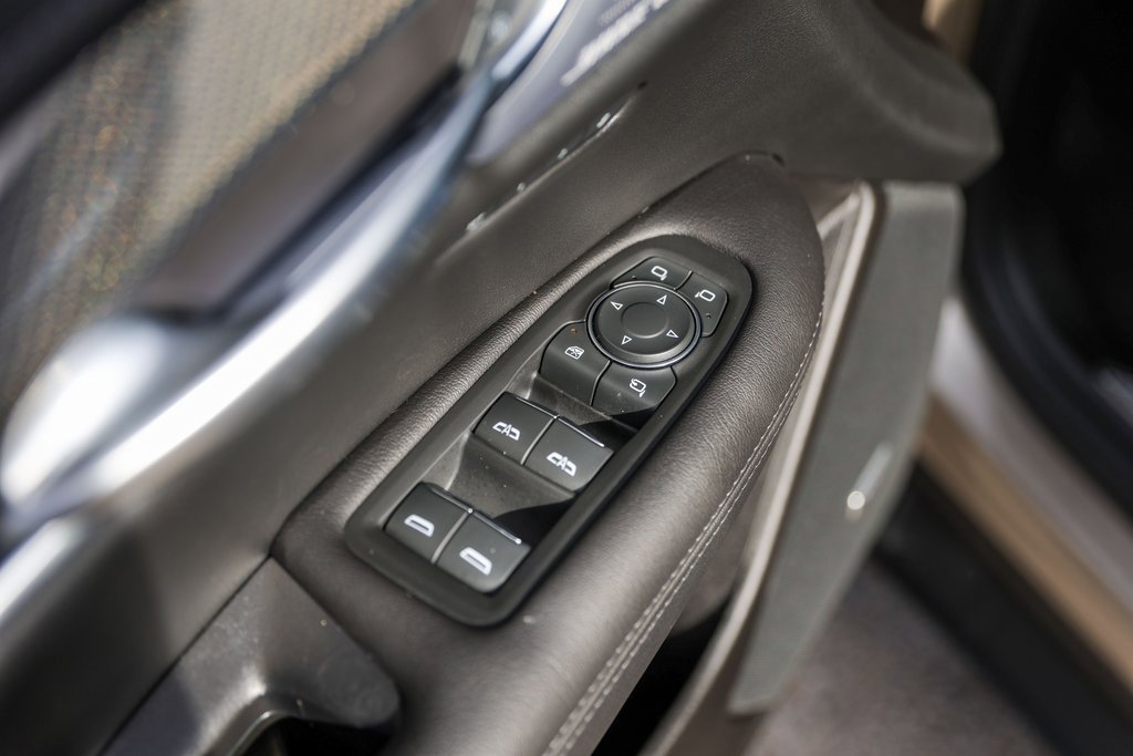 Used 2023 Cadillac XT5 Sportv w/ Technology Package image 24