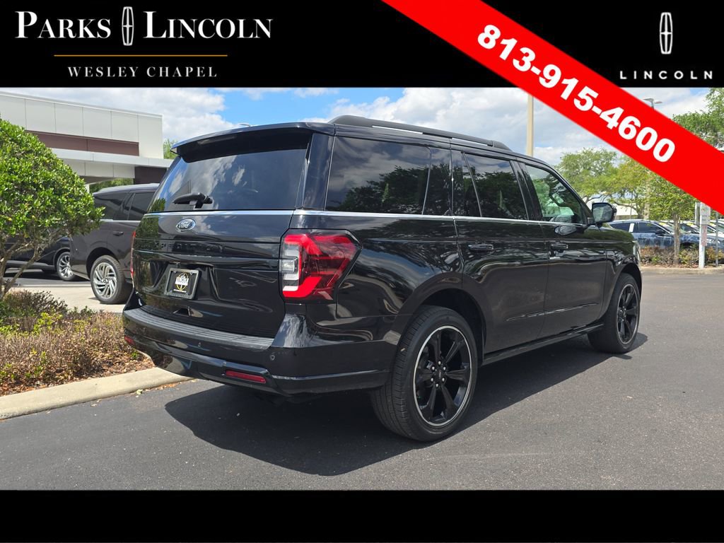 Used 2023 Ford Expedition Limited RWD image 4