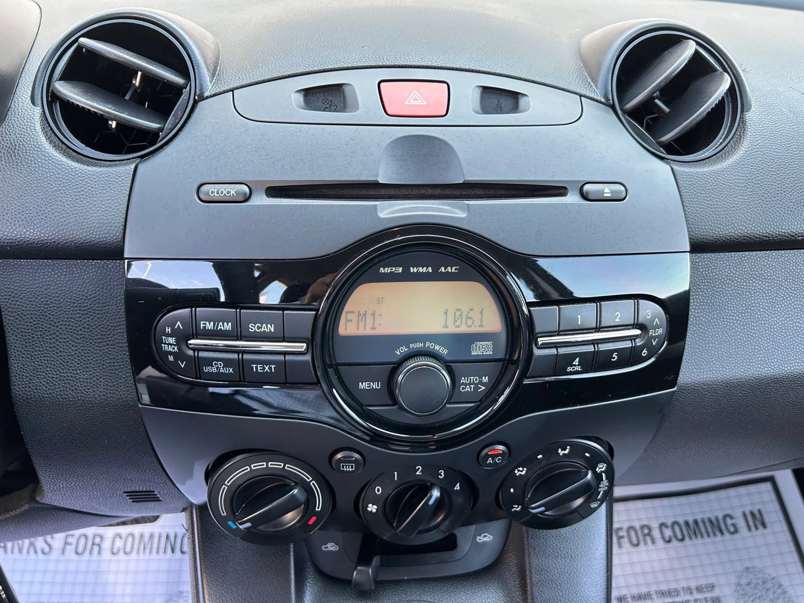 Used 2014 MAZDA MAZDA2 Touring FWD image 16